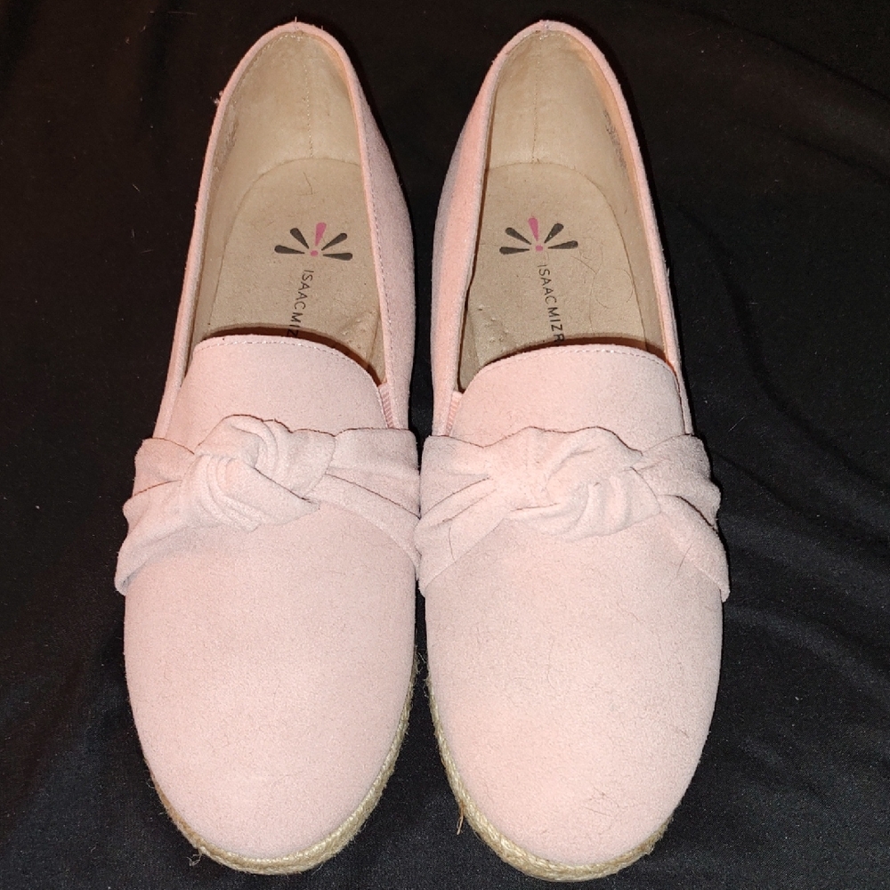 Isaac Mizrahi Light Pink Knotted Loafers